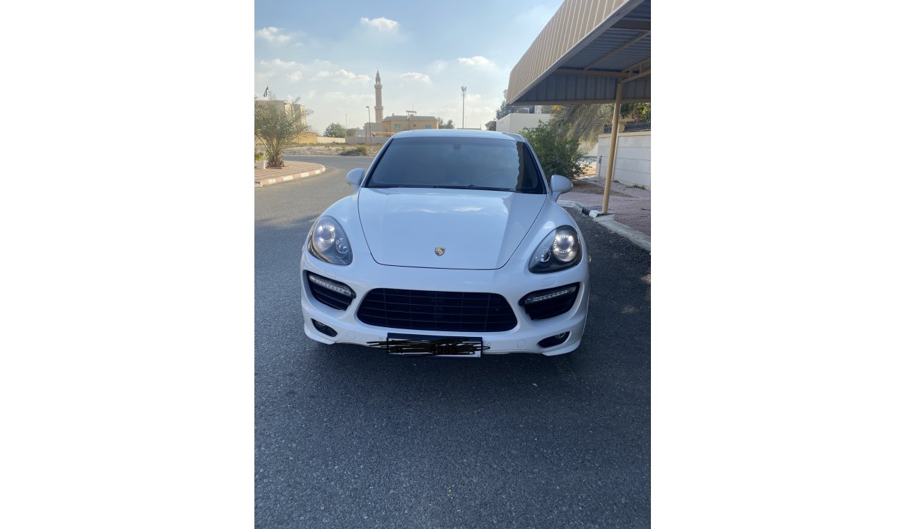 Porsche Cayenne GTS 4.8L