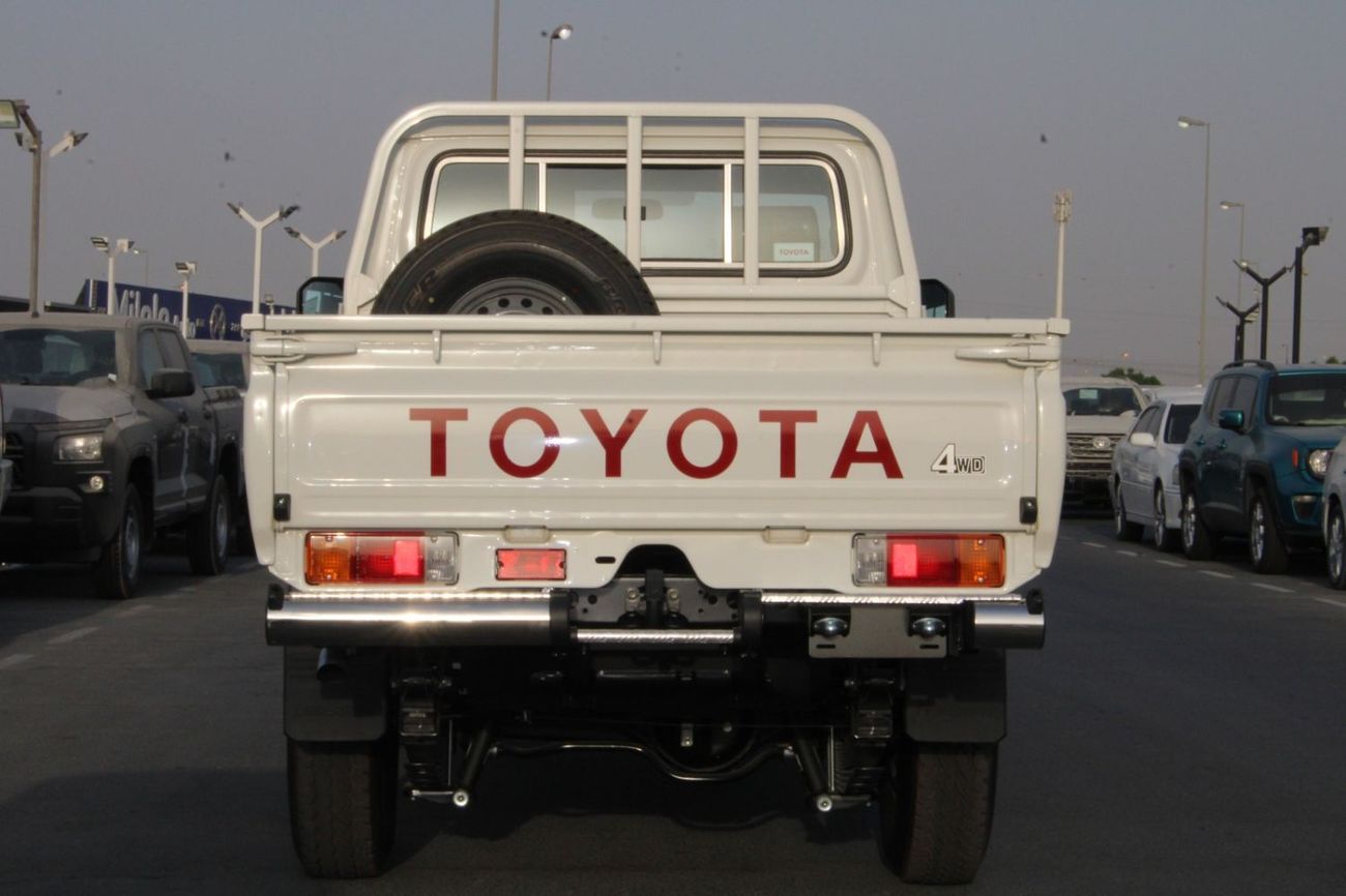 Toyota Land Cruiser Pick Up TOYOTA LANDCRUISER 79 2.8L DIESEL SINGLE CAB 4WD DL-E AUTO