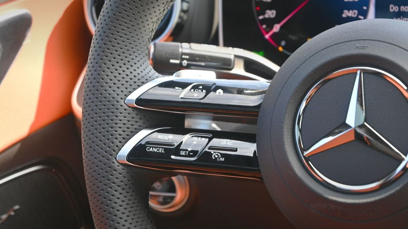 مرسيدس بنز C 200 Mercedes C200 L 2025 1.5L 4 Cylinder 170 hp  4 Doors 5 Seats White outside Black/Brown inside