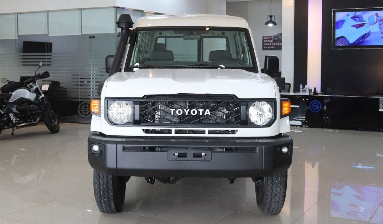 تويوتا لاند كروزر 70 2025 Model Toyota Land Cruiser Hardtop LC78, 4.0L Petrol 4WD A/T
