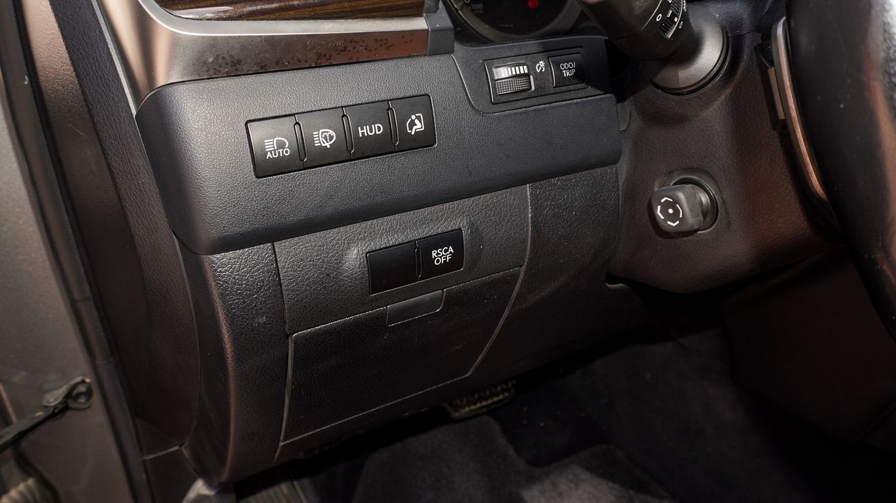 لكزس LX 570 Platinum 5.7L