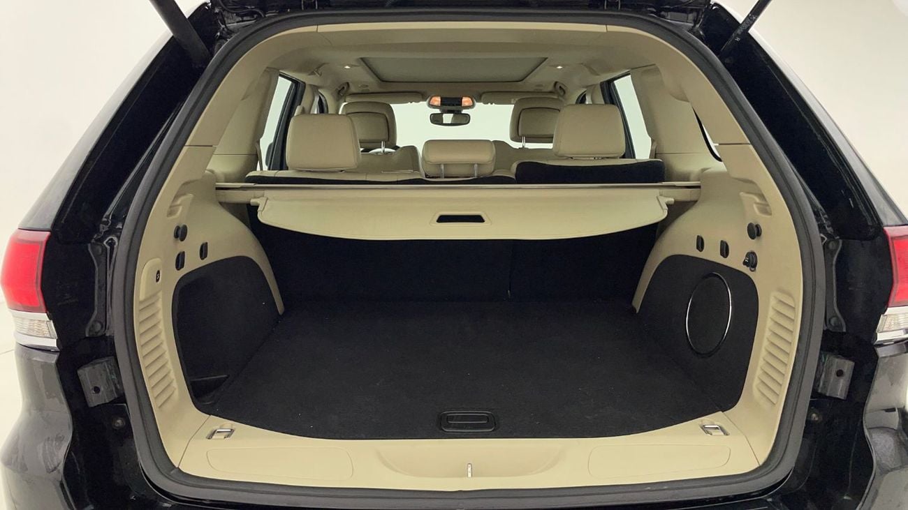 جيب جراند شيروكي 3.6L 2020 | 0 DP | 1255/Month | 30 Day Return | Service History