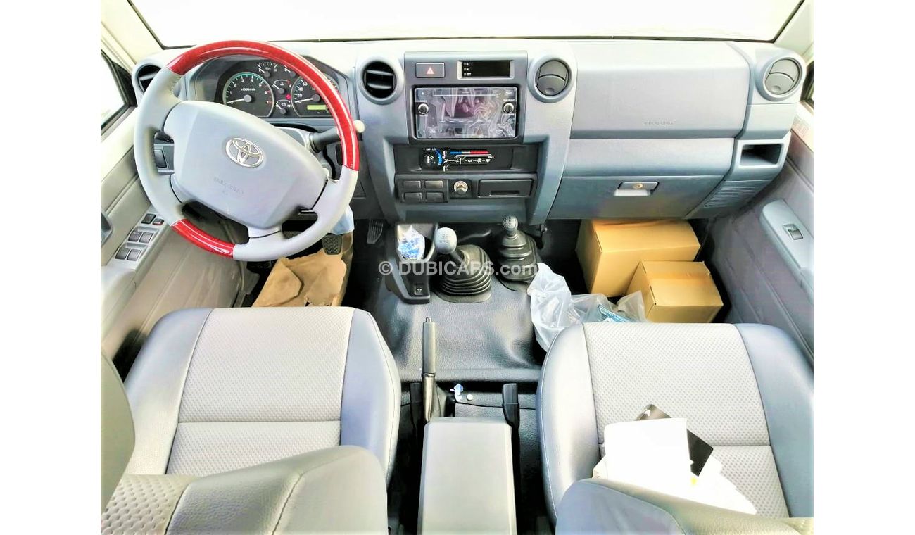 Toyota Land Cruiser Pick Up double cap