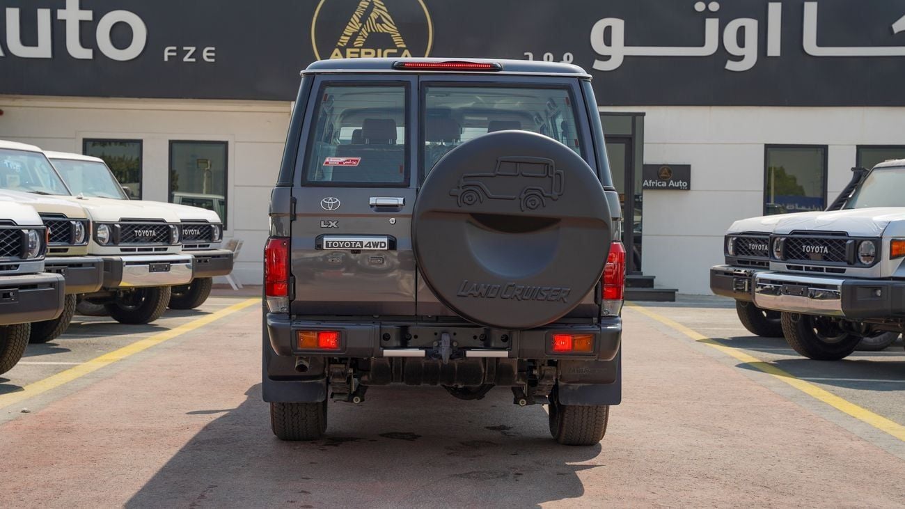 Toyota Land Cruiser TOYOTA Land Cruiser 76 2.8 Gray 2024 Full Option