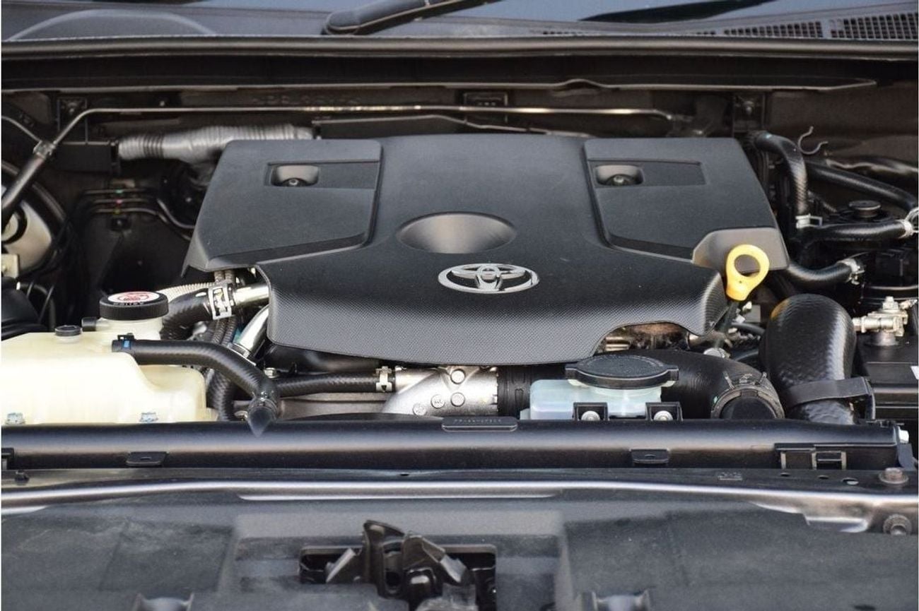Toyota Hilux ADVENTURE 4x4 Diesel 2.8L AWD A/T (Right hand Drive)