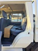 Toyota Land Cruiser Pick Up / DOUBLE CABIN / 4.2L V6 DIESEL M/T / LEATHER SEATS / DIFFLOCK , SNORKEL / 4WD (CODE # 68084)