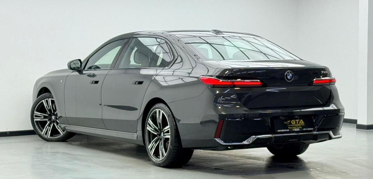 BMW 735i 2023 BMW 735i, 2028 BMW Warranty + Service Pack, Full BMW Service History, Low Km, Fully Loaded, GCC