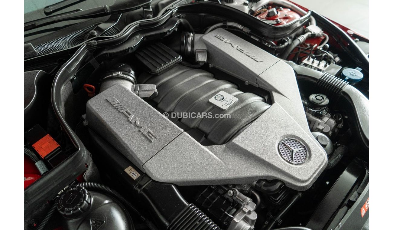 Mercedes-Benz C 63 AMG Std 2013 Mercedes-Benz C63 AMG Performance Pack / Full-Service History