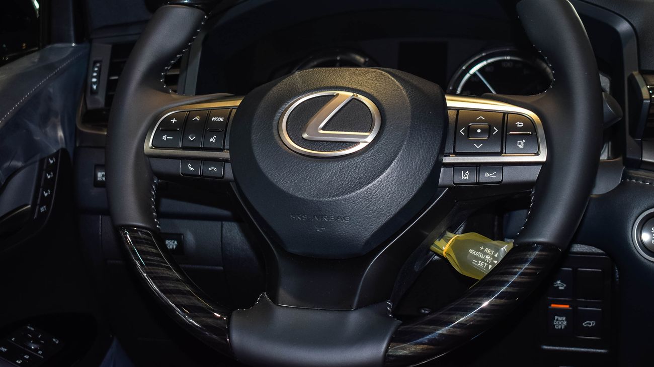 Lexus LX 570 S SUPERSPORT