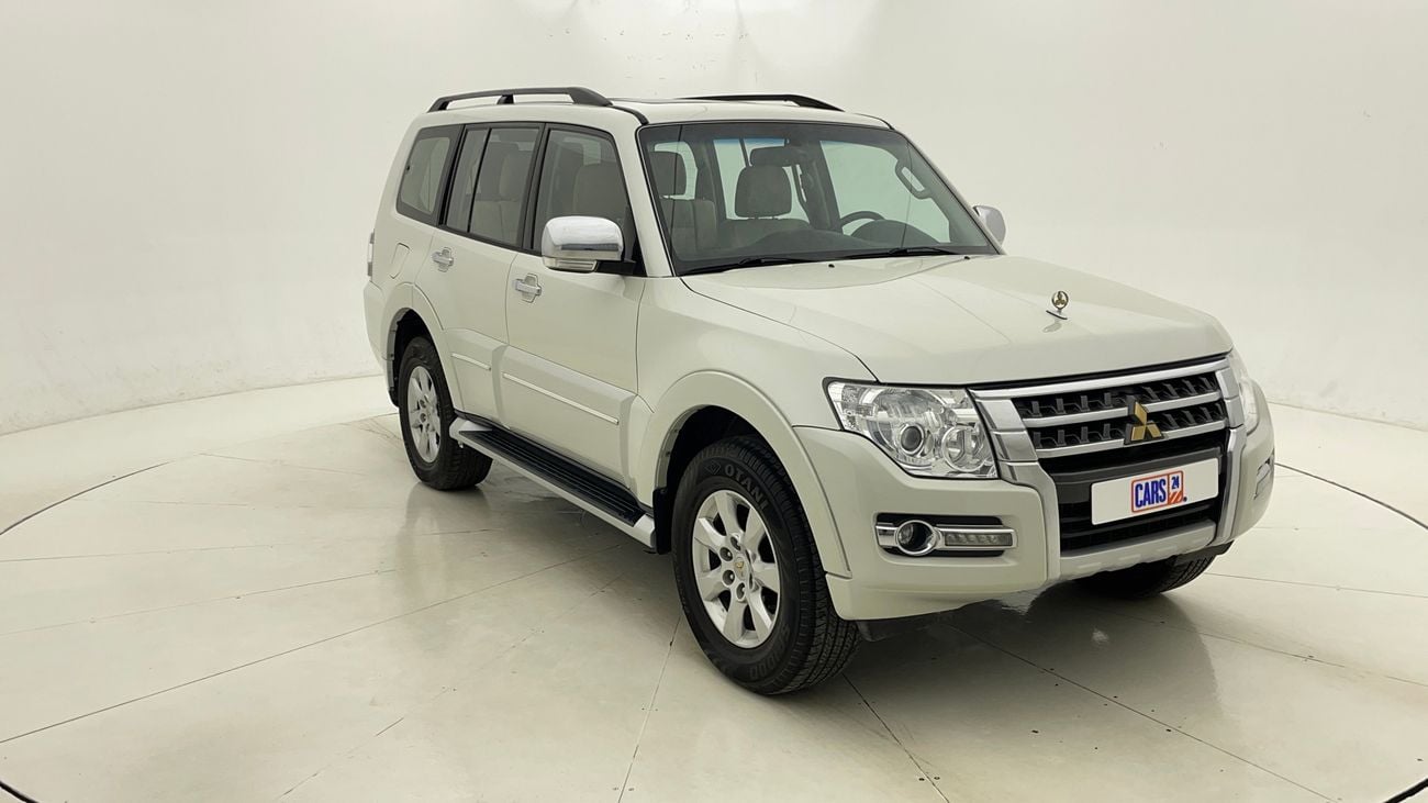 ميتسوبيشي باجيرو GLS MIDLINE 3 | بدون دفعة مقدمة | اختبار القيادة في المنزل