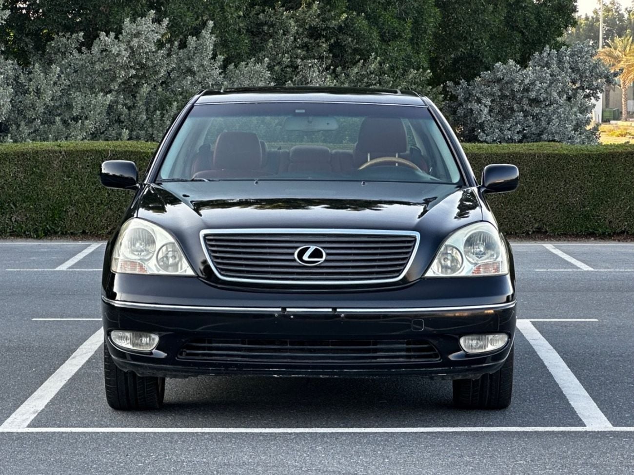 لكزس LS 430 موديل 2002 حاله ممتازه من الداخل والخارج نص الترا