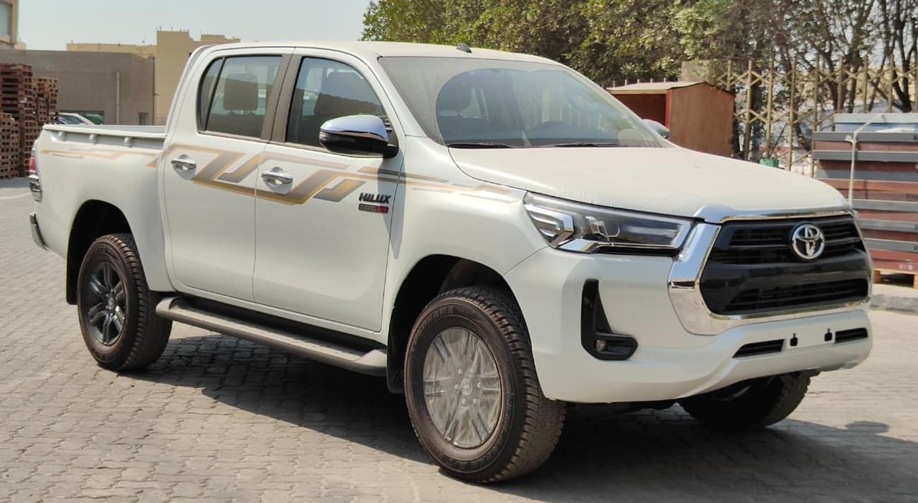 تويوتا هيلوكس Toyota Hilux 2.4 AT Diesel Full option 2025