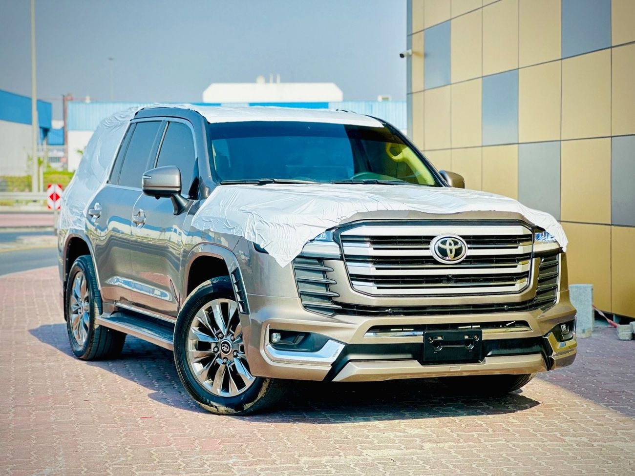 Toyota Land Cruiser  2018 Modified to 2024 V8 Full Option