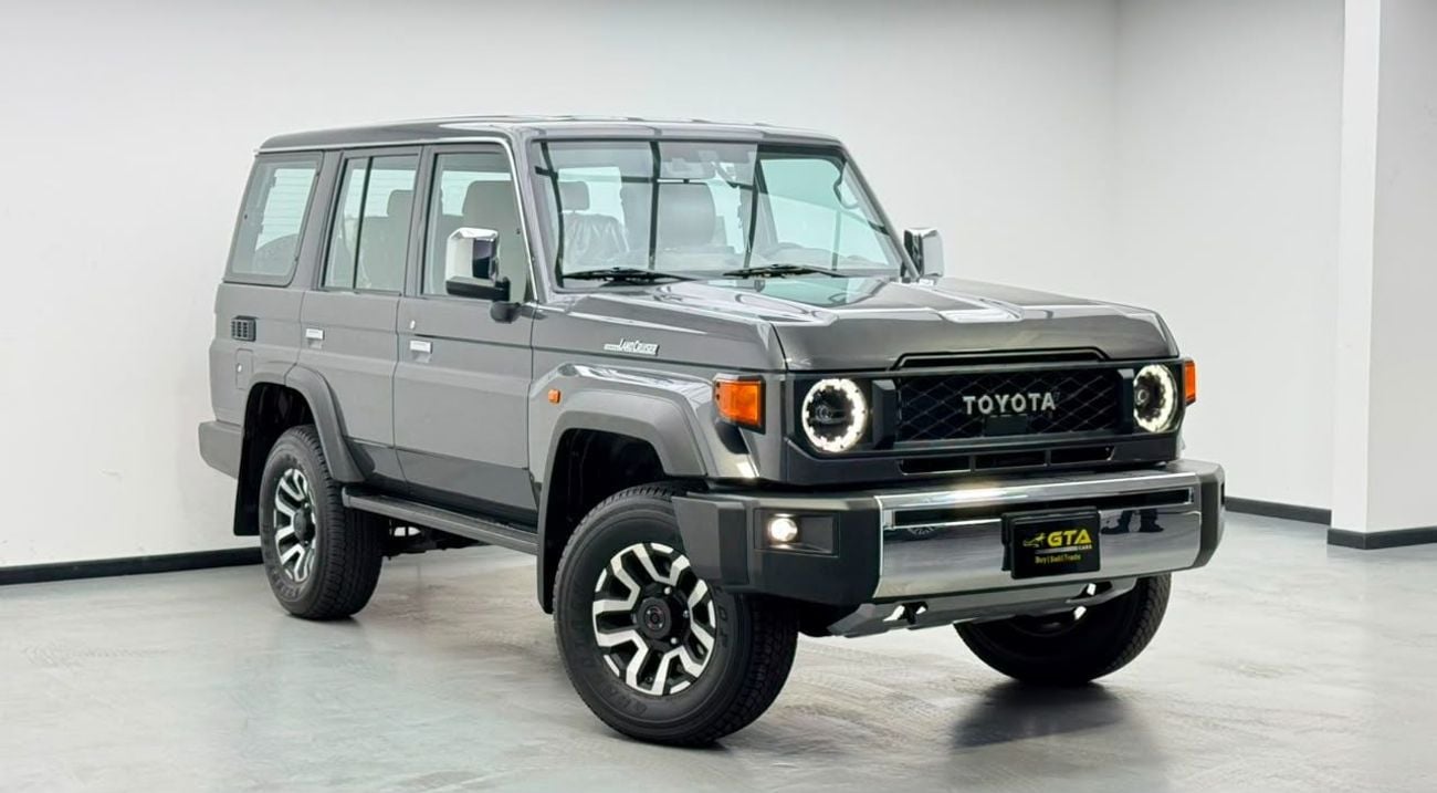 تويوتا لاند كروزر 70 2026 Toyota Land Cruiser LX, Toyota Warranty+Service Contract Till 16/07/2030, Brand New, GCC Specs