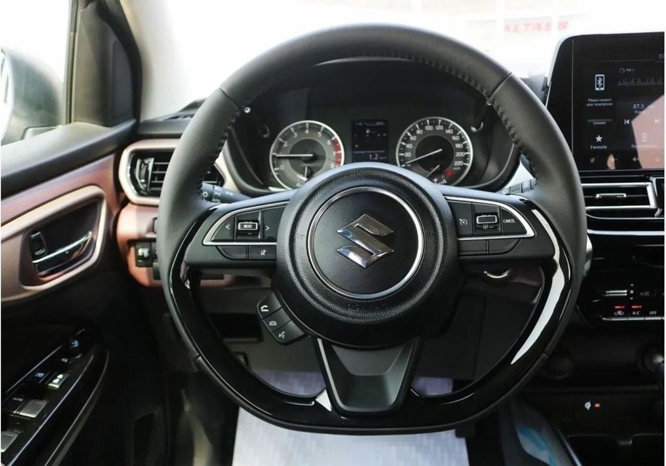 سوزوكي فرونكس SUZUKI FRONX GLX 1.5P AT MY2025 – BLUISH BLACK PEARL