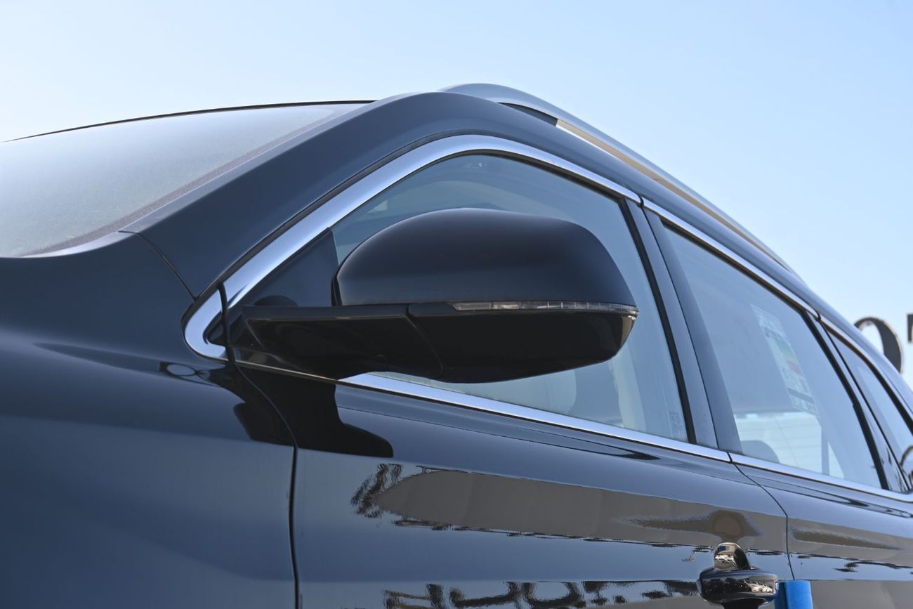 MG RX5 MG RX5 1.5L Turbo Petrol, SUV, Color Black, Model 2024