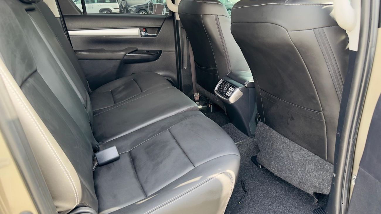 Toyota Hilux OFF ROAD MODIFIED | DOUBLE CABIN | RHD | AIR SNORKEL