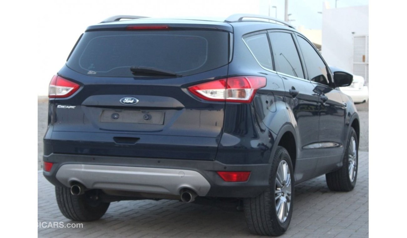 Ford Escape FORD ESCAPE 2015 GCC BLU EXCELLENT CONDITION WITHOUT  ACCIDENT