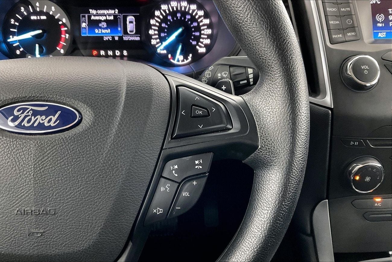 فورد إدج SE | سنة ضمان مجانية | خالية من أضرار الفيضانات