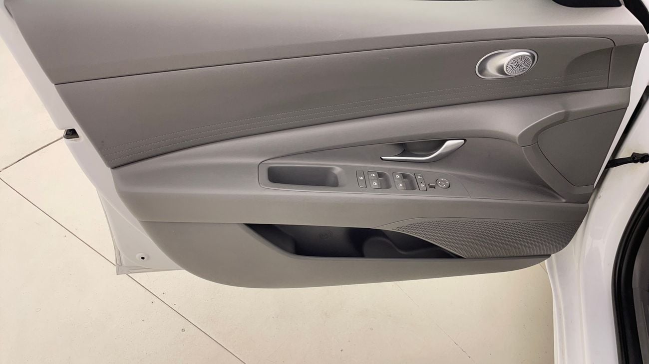 Hyundai Elantra SMART 1.6 | Zero Down Payment | Home Test Drive