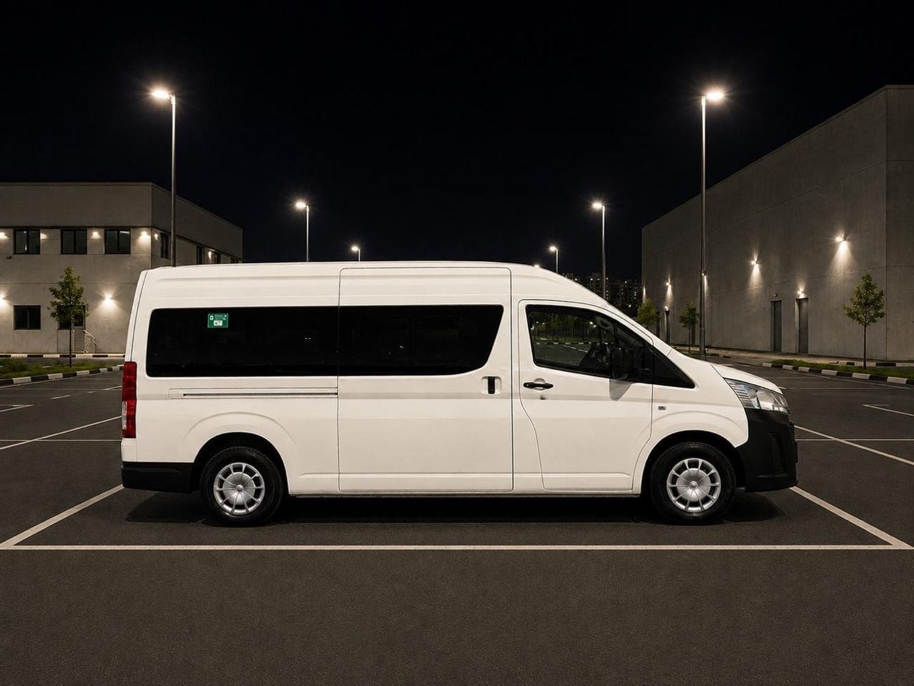 تويوتا هاياس GL Toyota Hiace Model 2020 Fuel Petrol Passenger seats manual transmission