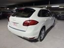 Porsche Cayenne S 4.8L PORSCHE CAYENNE S 2012 | 14-WAY ADAPTIVE SEATS | SUNROOF | PORSCHE SERVICE HISTORY