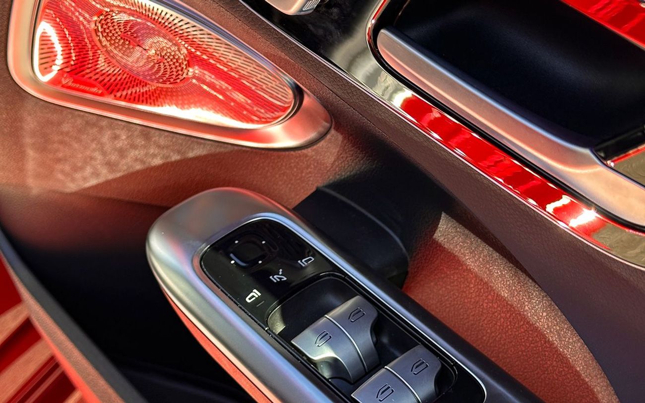 Mercedes-Benz C 200 Amg Line Premium Plus Right Hand Drive