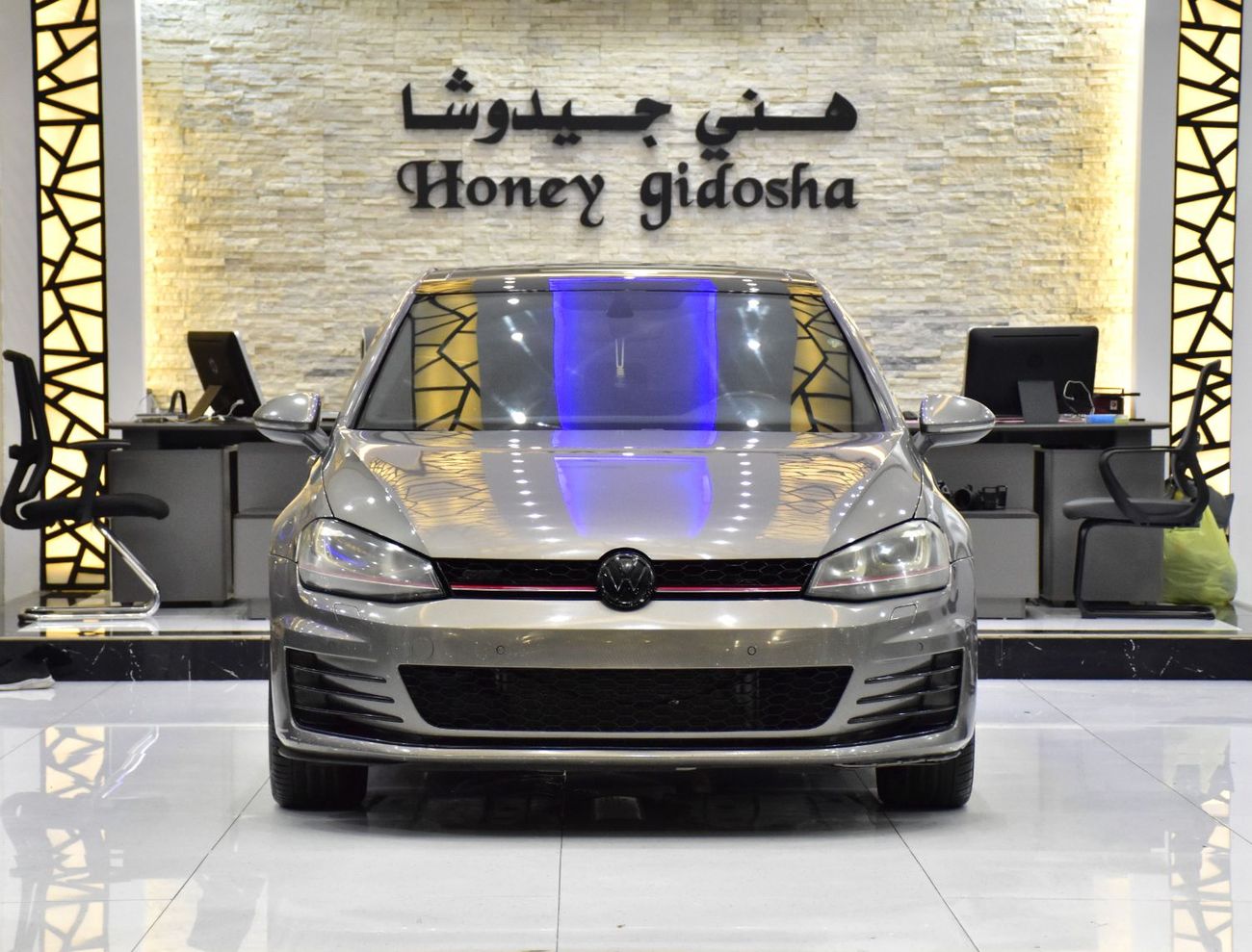فولكس واجن جولف GTI EXCELLENT DEAL for our Volkswagen GTi ( 2017 Model ) in Grey Color GCC Specs