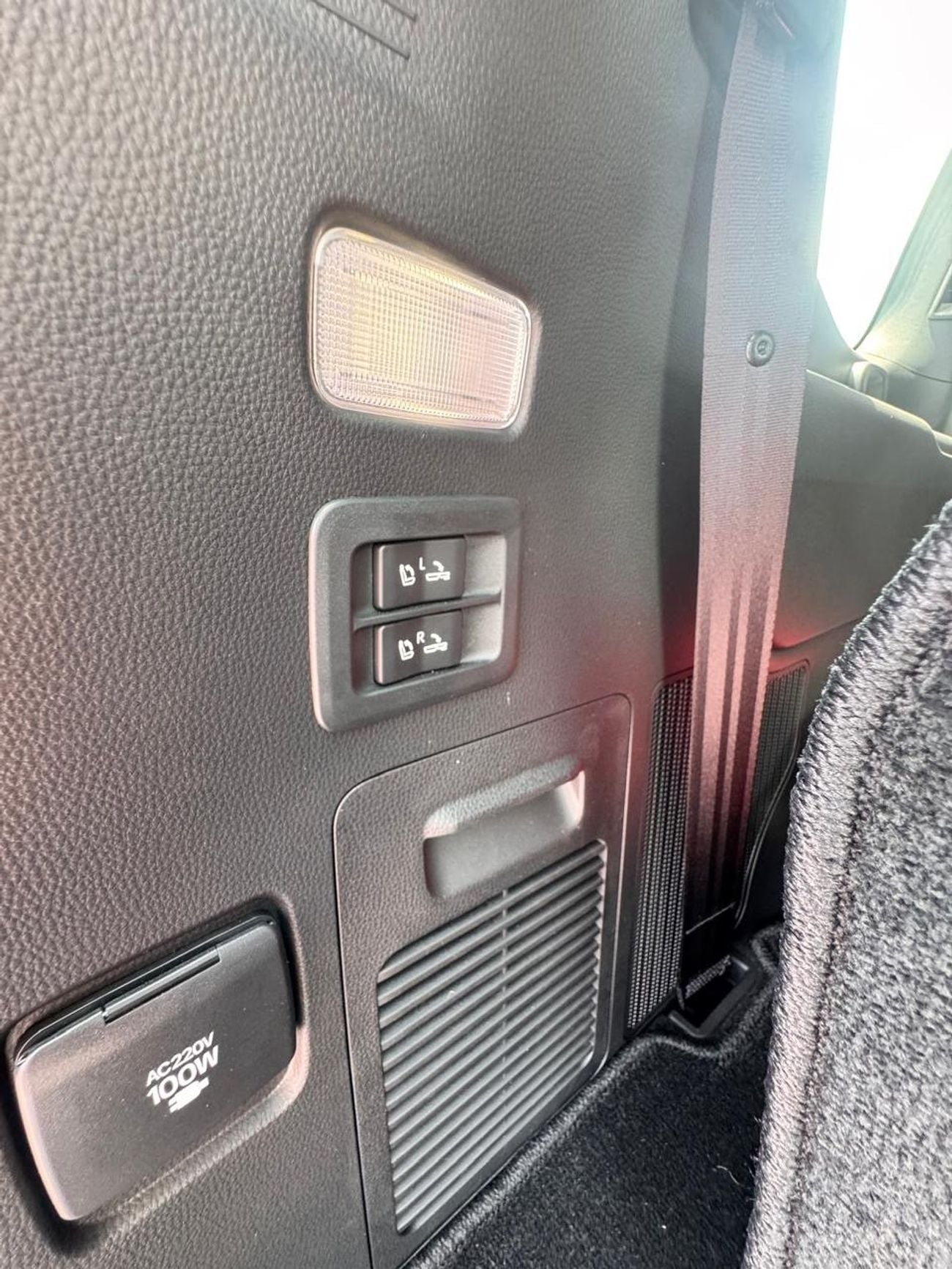 تويوتا لاند كروزر VXR 3.5 L