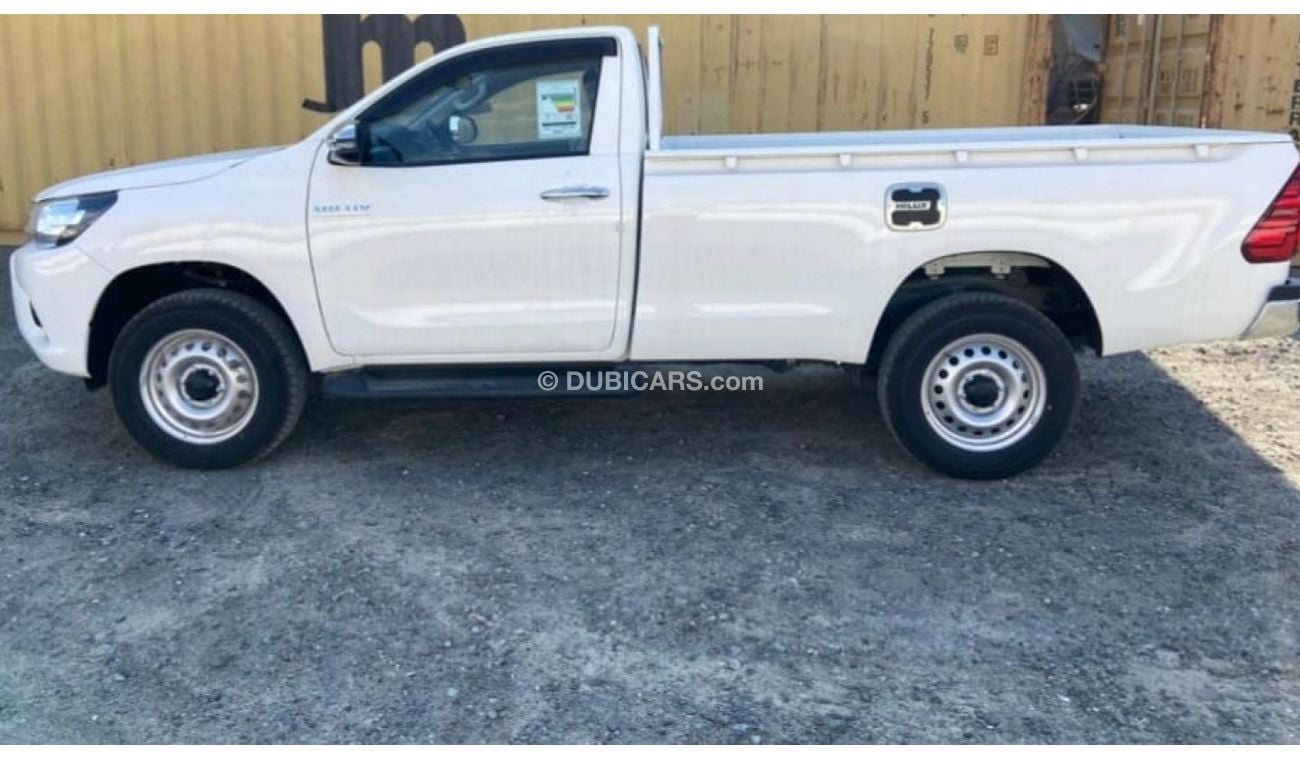 تويوتا هيلوكس 2023 HILUX SC 2.4L DIESEL M/T