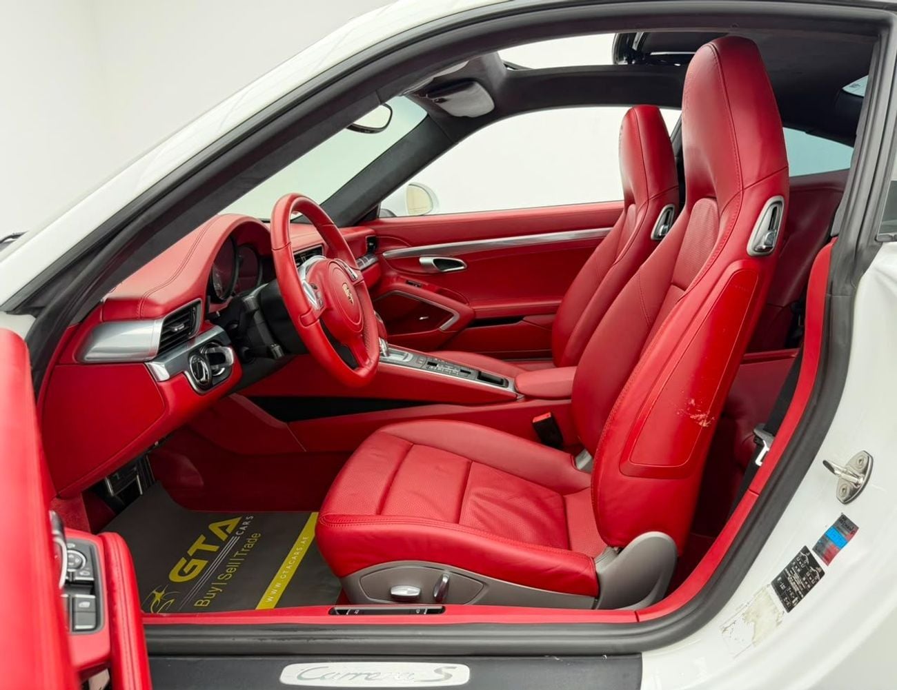 Porsche 911 CARRERA S