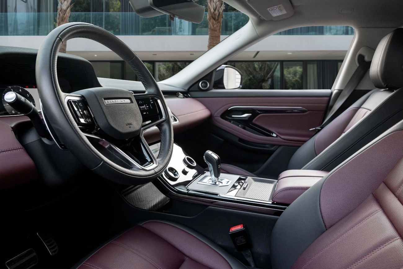 لاند روفر رانج روفر إيفوك Evoque SE P250 R Dynamic | 3,623 P.M  | 0% Downpayment |