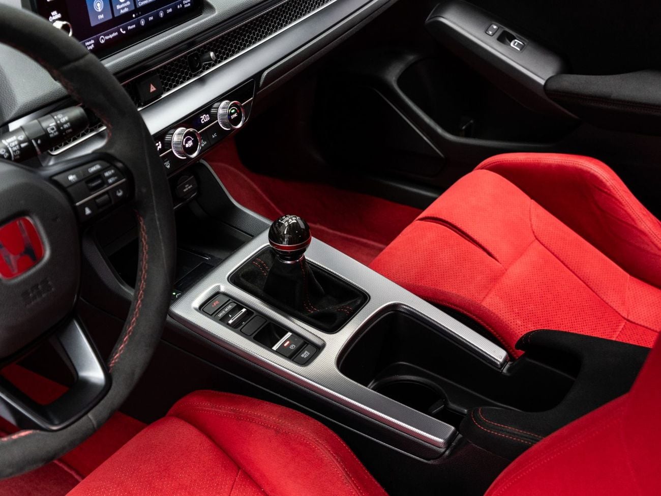 Honda Civic Type R 2.0L MT Exclusive Extended EID Offer, 2024 Honda Civic Type R, March 2027 Honda Warranty, GCC