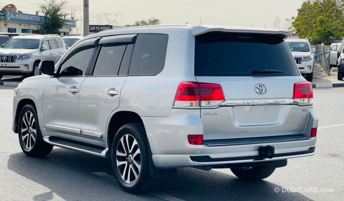 Toyota Land Cruiser Sahara 2009 Face-Lift 2021 [LHD] 4.7CC Petrol AT V8 Sunroof Rear TV Back Camera 4WD