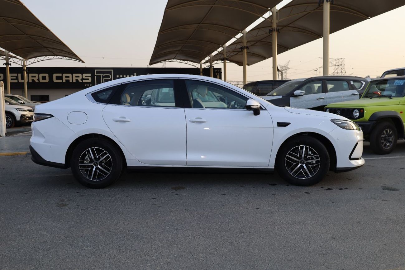 BYD Seal 05 DM-i BYD Seal 05 DM-i 55km Premuim Edition SMART