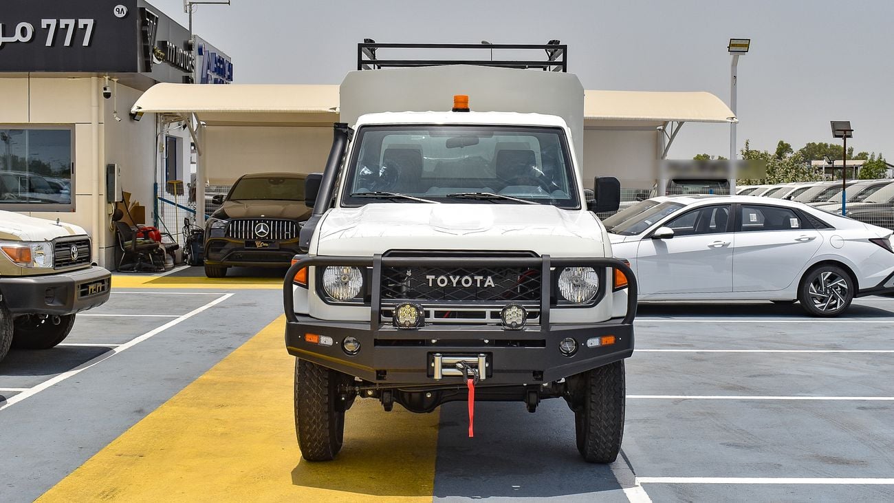 Toyota Land Cruiser Pick Up