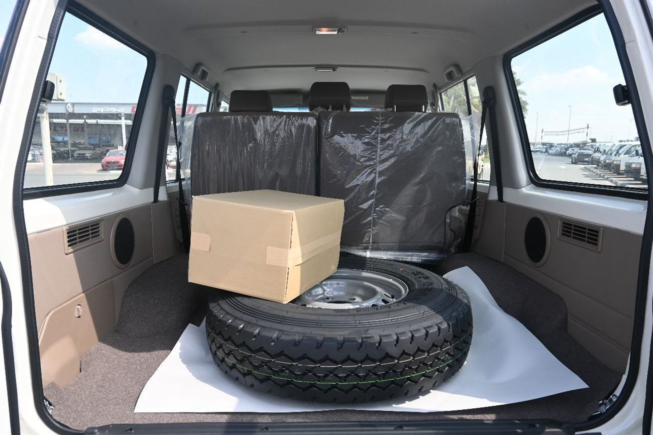 Toyota Land Cruiser 70 2024 Model Toyota Land Cruiser LC76 LX-E (5-Door) Hardtop 4.5L V8 Diesel M/T 4x4 Export Only