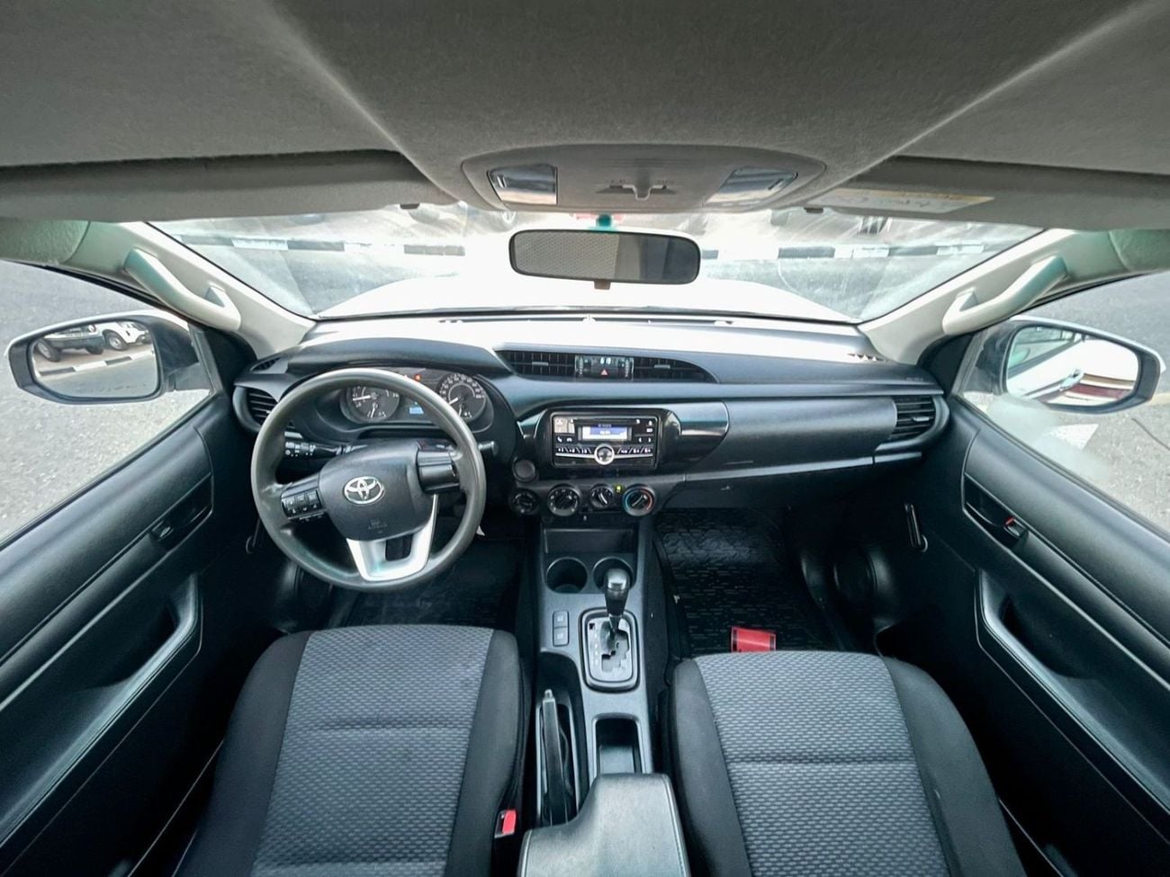 تويوتا هيلوكس 2019 Toyota Hilux GL 2.7L V4 - AWD 4x4 - Patrol Automatic - 149,000 km