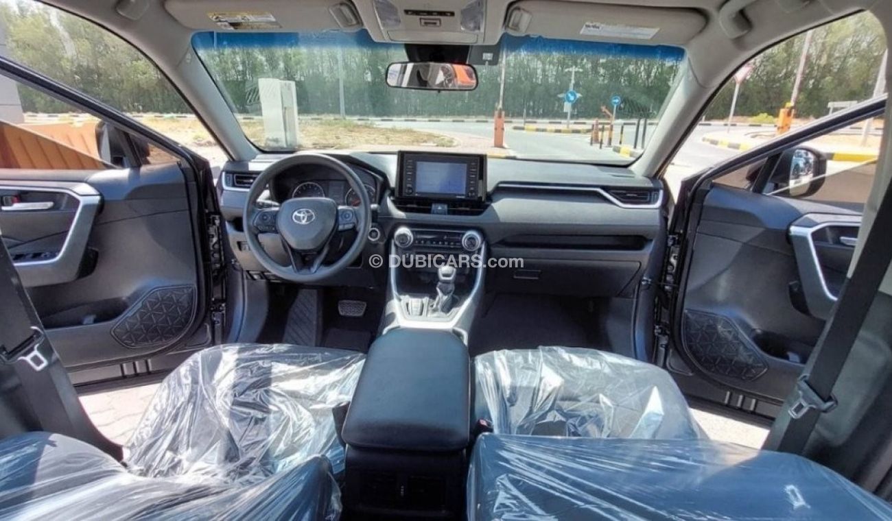 Toyota RAV4 EX Very clean car