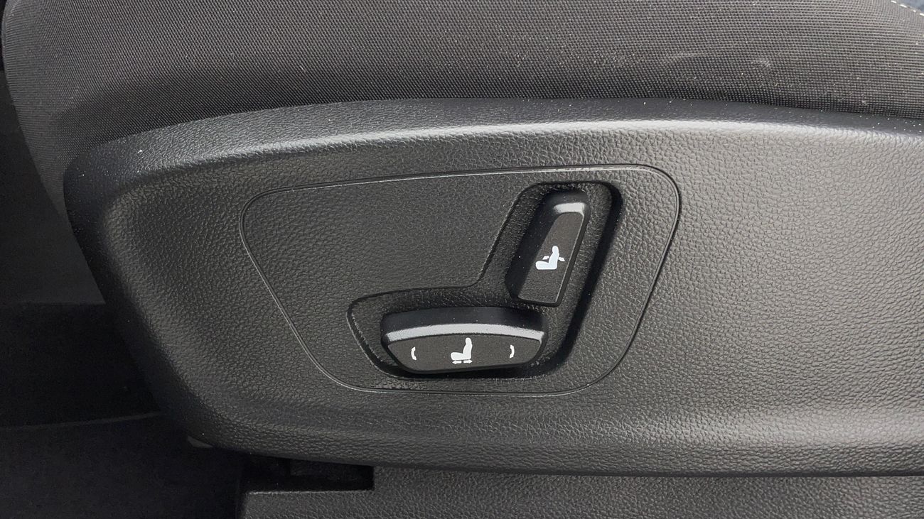 Chevrolet Captiva PREMIER 1.5 | Zero Down Payment | Free Home Test Drive