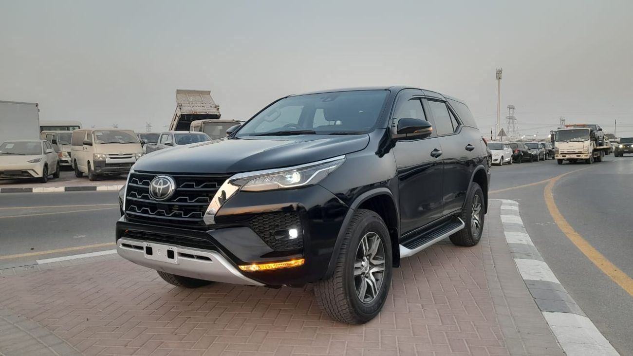 تويوتا فورتونر 4.0L VXR