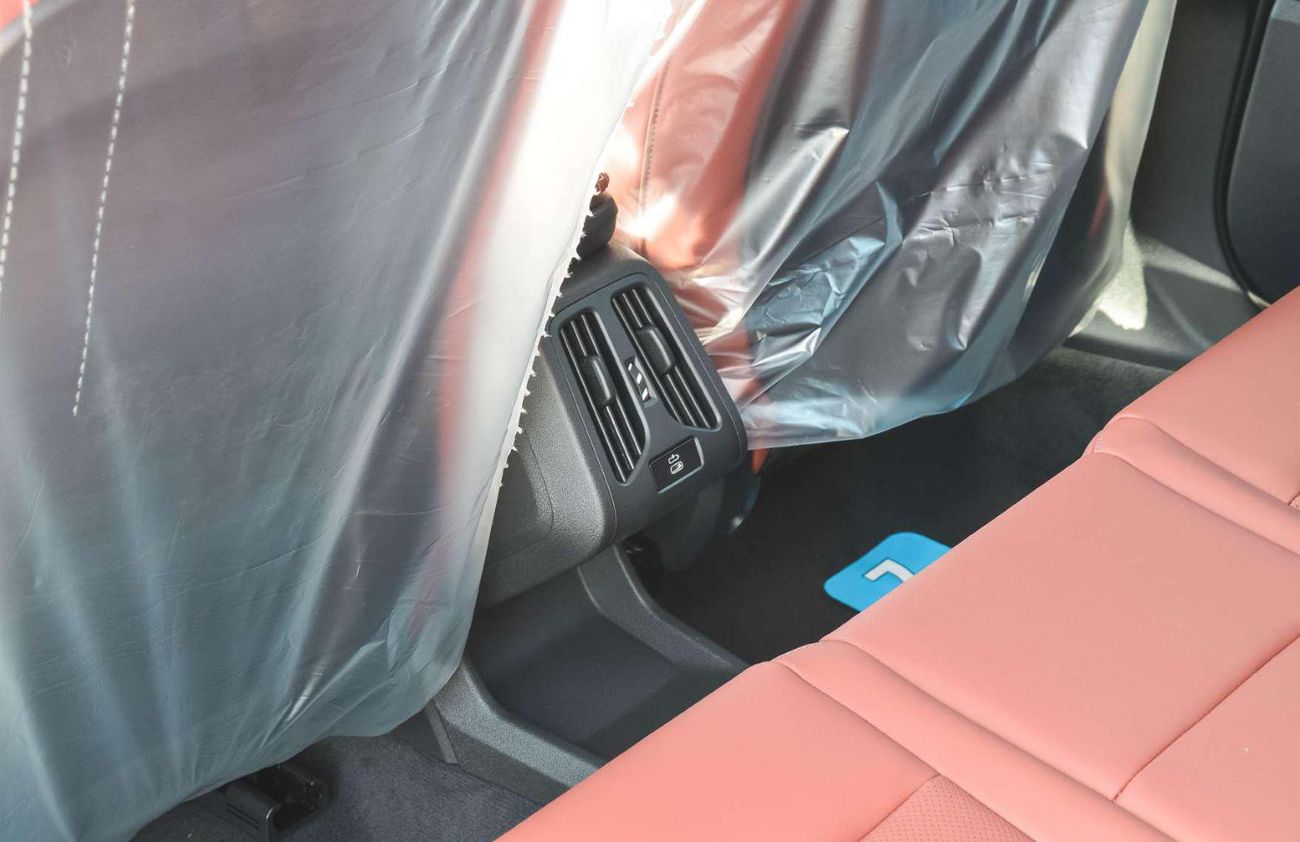 بي أم دبليو X2 BMW X2 SDRIVE 25i 2.0L FWD SUV 2025