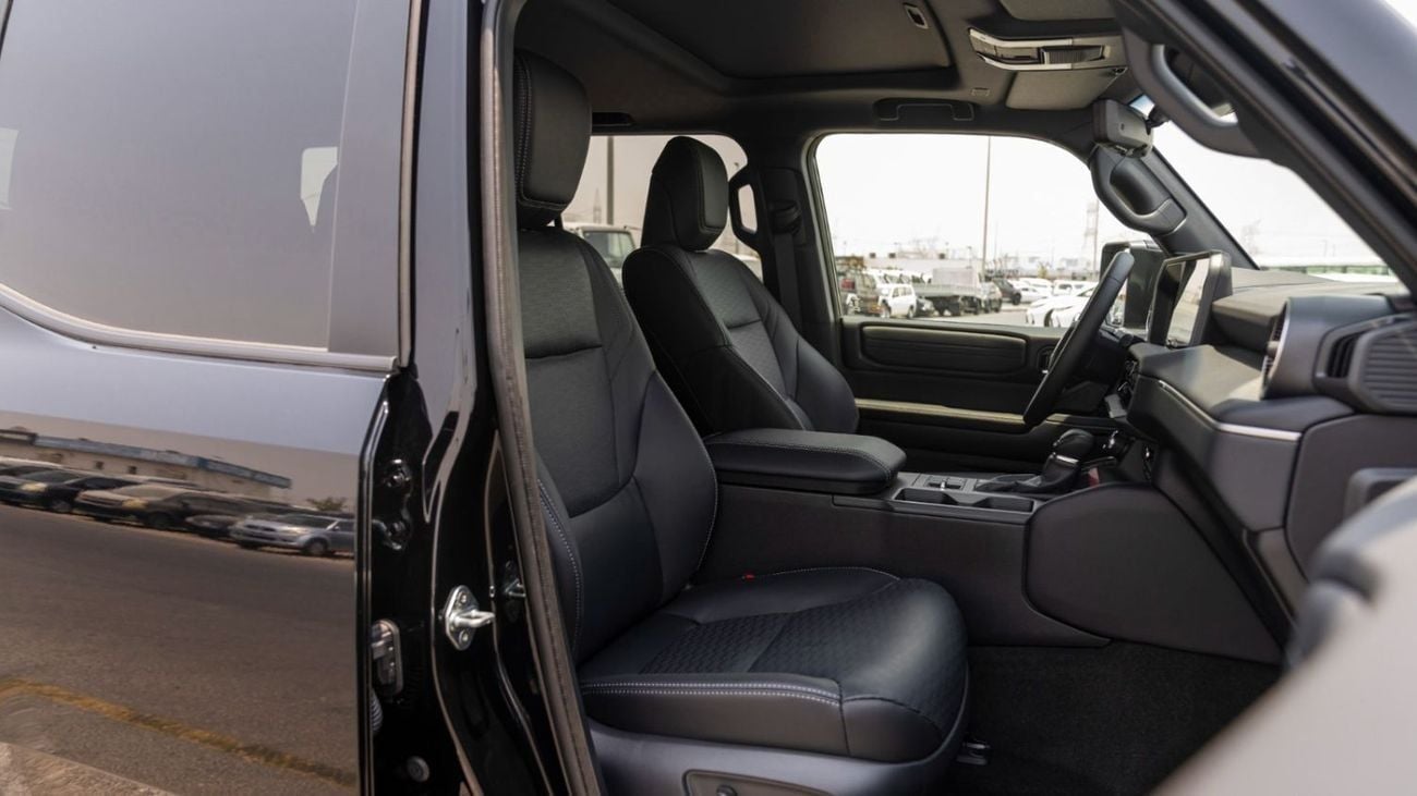 تويوتا برادو VXR Toyota Prado Premium 2.4L petrol MY 2025 FULL OPTION