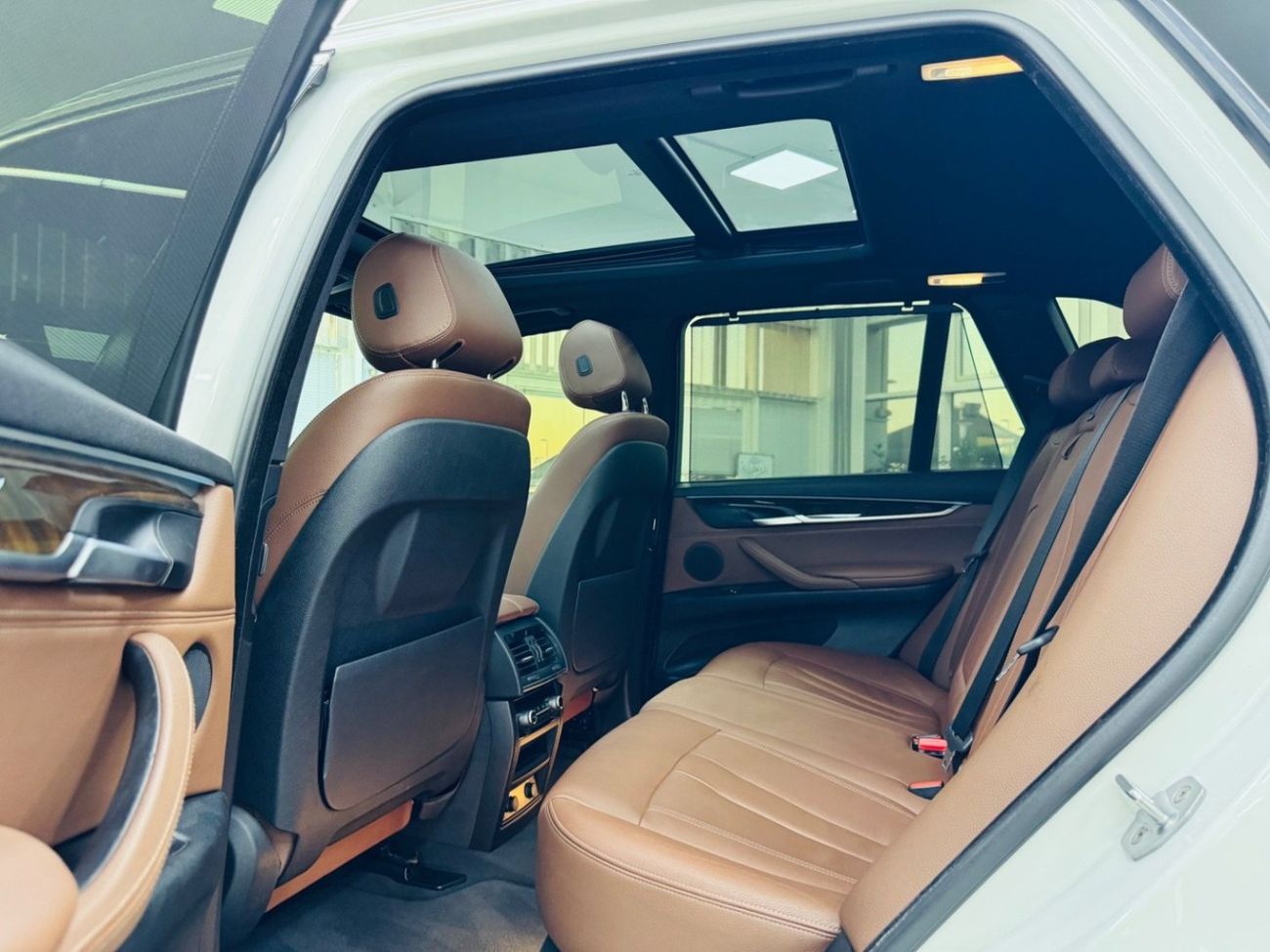 BMW X5 GCC .. FSH .. Original paint .. Perfect Condirion