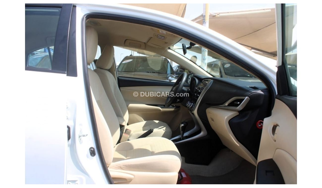 تويوتا يارس ENGINE 1500 CC - GCC