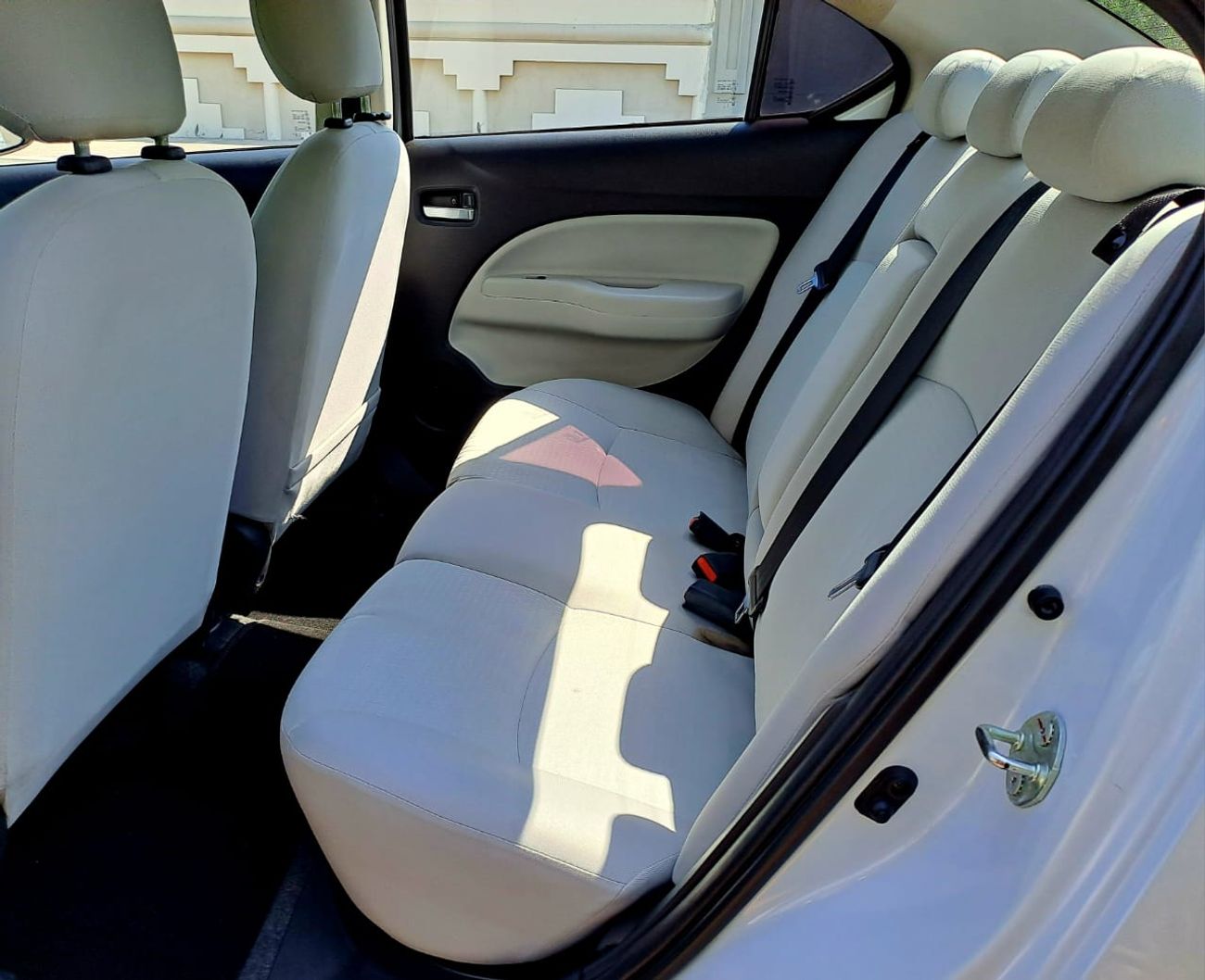 ميتسوبيشي اتراج GLX Mid 1.2L