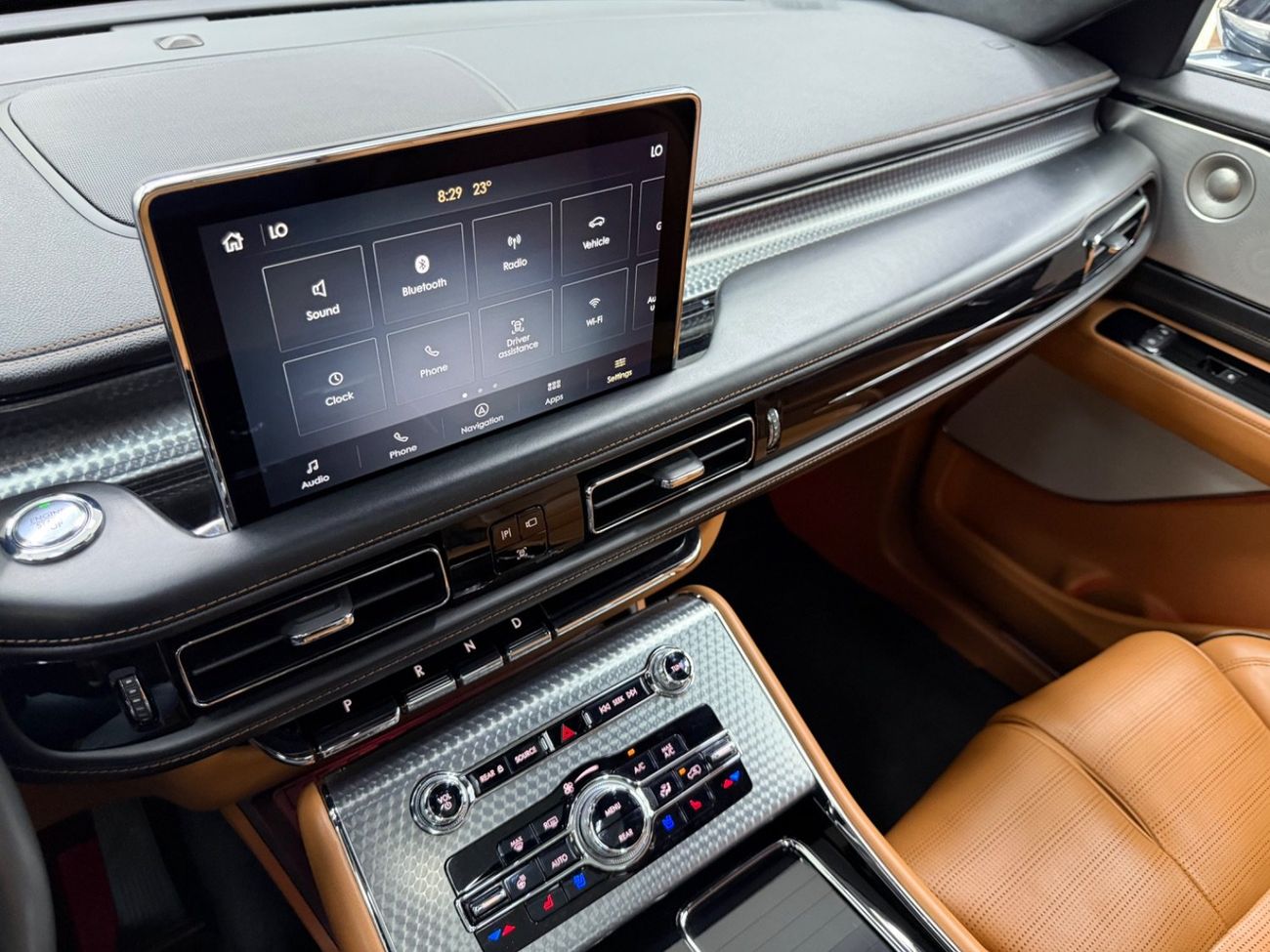 لينكولن أفياتور Presidential 3.0L