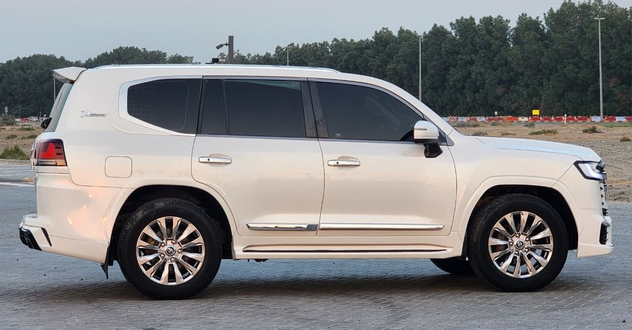 Toyota Land Cruiser VXR 5.7L 4WD UPGRADE 2024