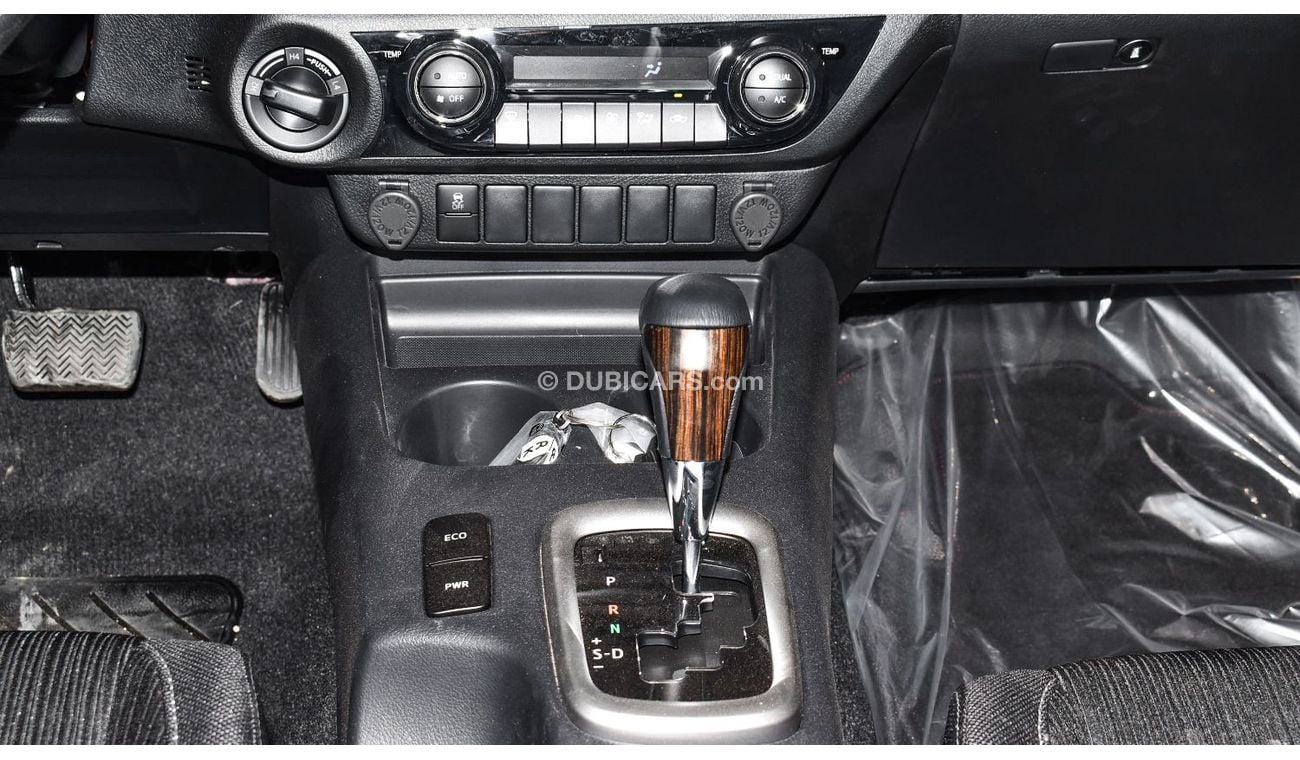 Toyota Hilux 2023 Toyota Hilux 4x4 Double Cab 2.7L HI SR5 Petrol AT | Wooden Dash | Black inside black - Export O