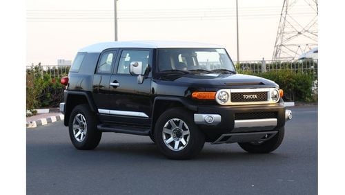 تويوتا إف جي كروزر تويوتا إف جي كروزر 2023 4.0 فل أوبشن - أسود من الداخل رمادي | تصدير فقط